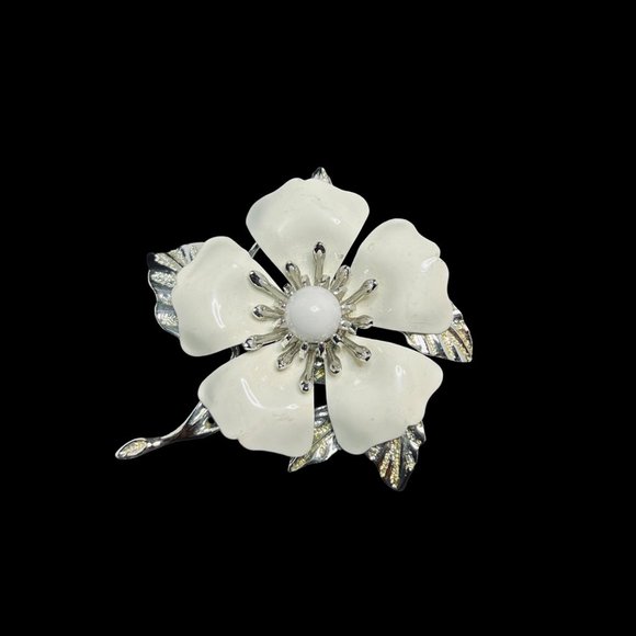 Sarah Coventry Silver Tone And White Enamel Flower Brooch (4610) - Picture 2 of 6
